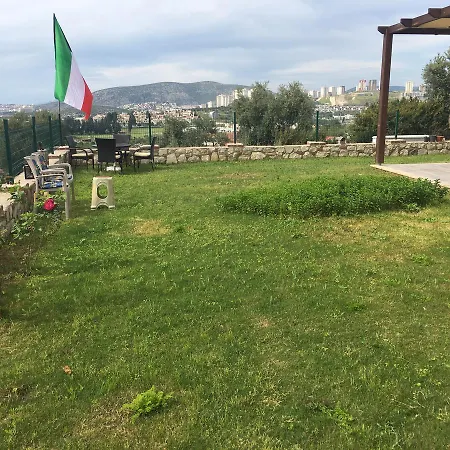 Villa Saqer *